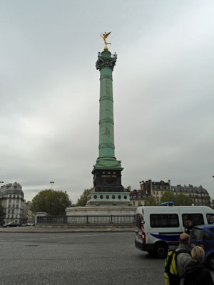 The monument in Place de la Bastille.