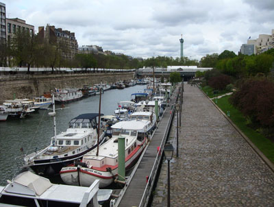 Canal at Place de la Bastille